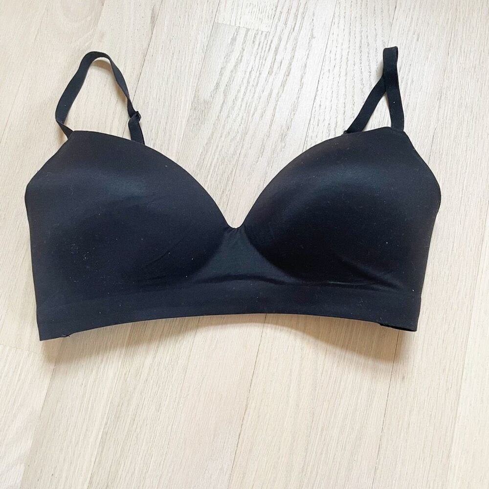 BUY 1 GET 1 FREE soma 36c black bra wire free